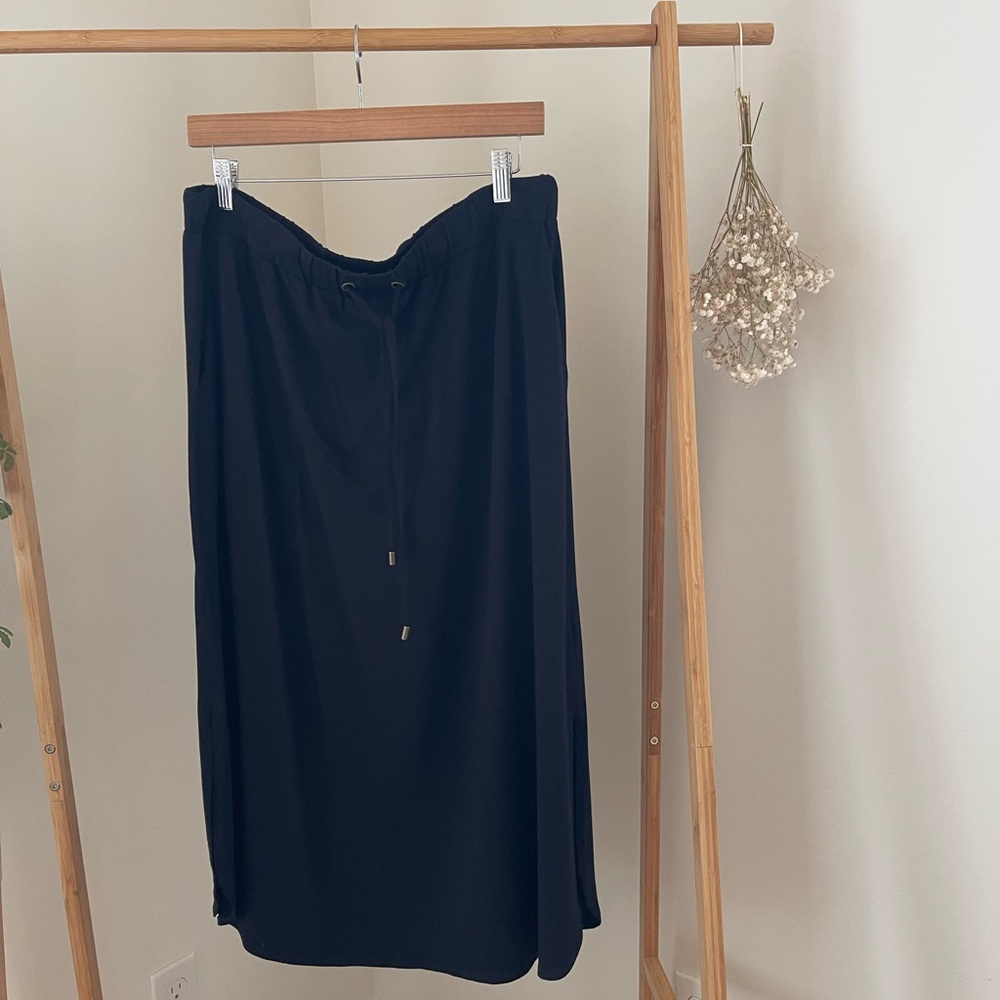 Eileen Fisher ~ Black maxi skirt